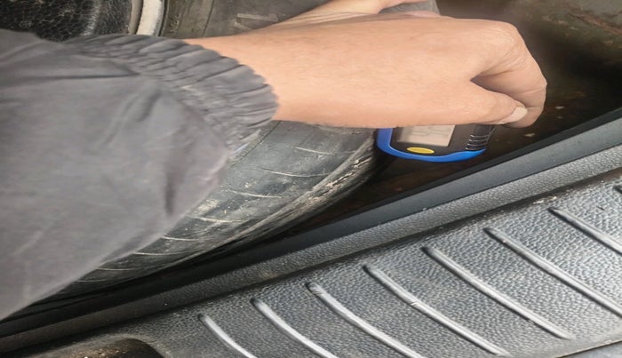 2015 Hyundai Creta SX (O) 1.6 DIESEL, Diesel, Manual, 79,697 km, tyre