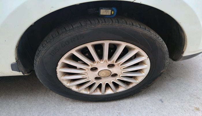 2014 Tata Zest XMS PETROL, Petrol, Manual, 63,221 km, tyre