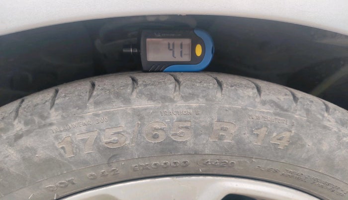 2015 Ford New Figo TITANIUM PLUS 1.5 DIESEL, Diesel, Manual, 1,13,662 km, tyre