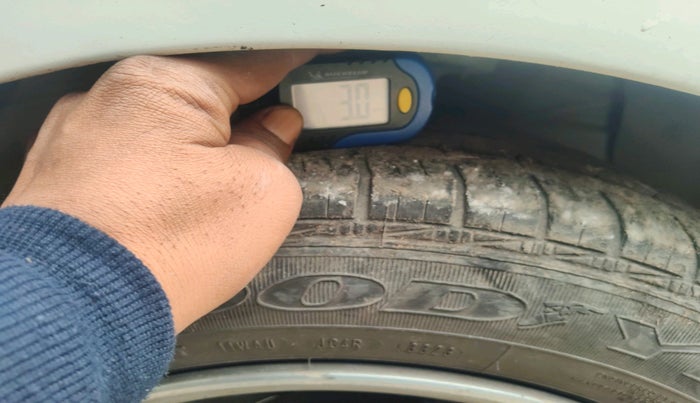 2017 Hyundai Xcent E+ 1.2 CRDI, Diesel, Manual, 1,36,611 km, tyre