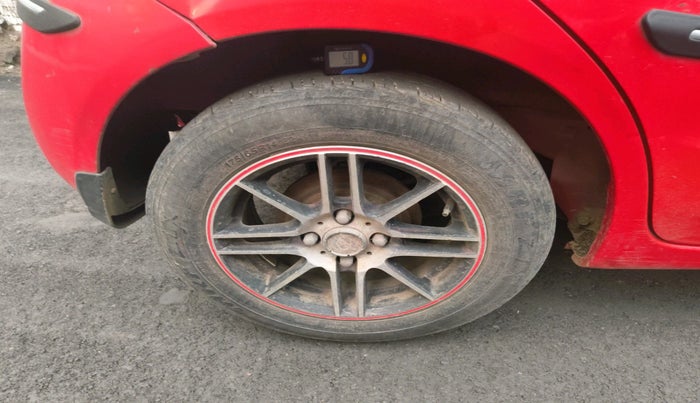 2013 Honda Brio S MT, Petrol, Manual, 47,287 km, tyre