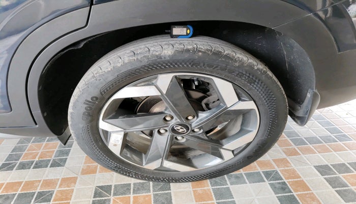 2022 Hyundai ALCAZAR PLATINUM 1.5 MT 7STR, Diesel, Manual, 31,973 km, tyre