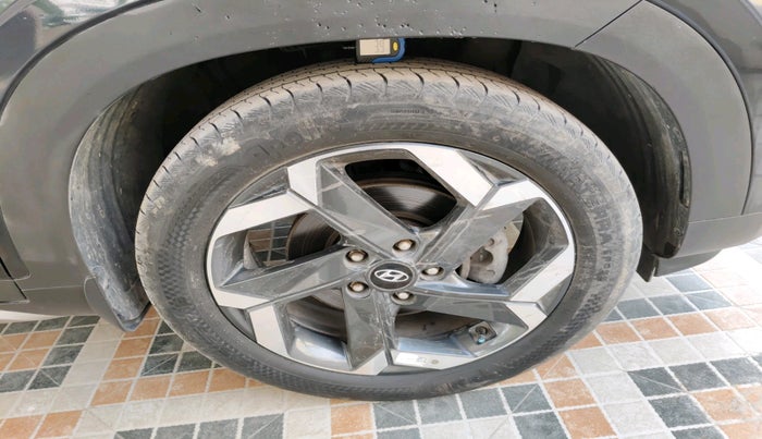 2022 Hyundai ALCAZAR PLATINUM 1.5 MT 7STR, Diesel, Manual, 31,973 km, tyre