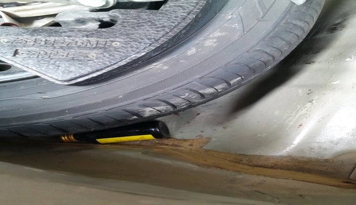 2015 Maruti Celerio VXI AMT, Petrol, Automatic, 1,10,488 km, tyre