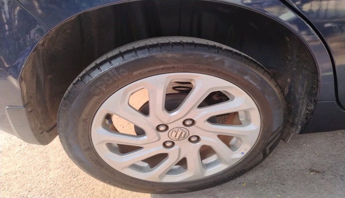 2023 Maruti Baleno ZETA PETROL 1.2, Petrol, Manual, 43,537 km, tyre