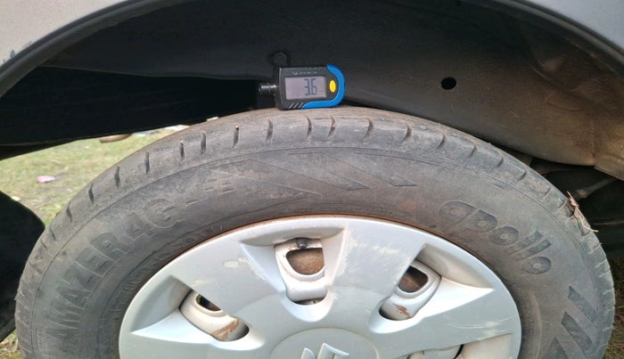 2011 Maruti Eeco 5 STR, Petrol, Manual, 1 km, tyre