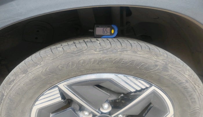 2024 Tata NEXON CREATIVE PLUS S 1.2 REVOTRON 7 DCA, Petrol, Automatic, 4,572 km, tyre