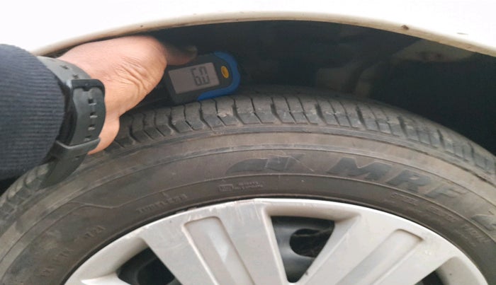 2011 Ford Figo TITANIUM 1.2 PETROL, Petrol, Manual, 43,269 km, tyre