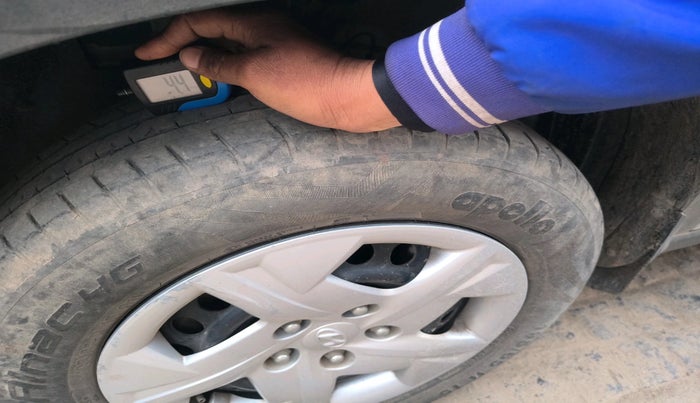 2022 Hyundai VENUE S 1.2, Petrol, Manual, 44,589 km, tyre