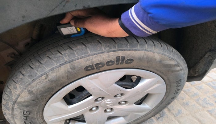 2022 Hyundai VENUE S 1.2, Petrol, Manual, 44,589 km, tyre