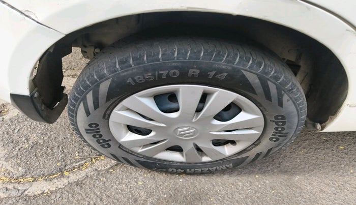 2013 Maruti Swift Dzire VDI, Diesel, Manual, 1,26,215 km, tyre