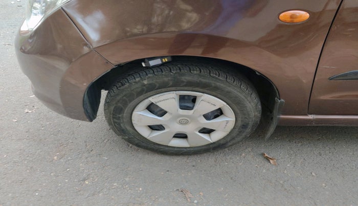 2013 Maruti A Star VXI (ABS) AT, Petrol, Automatic, 44,288 km, tyre