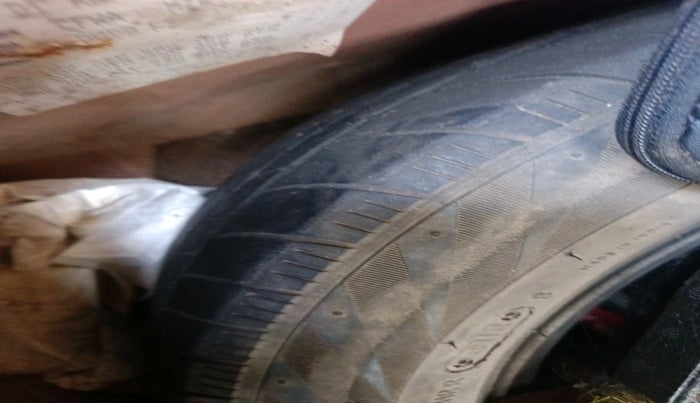 2012 Volkswagen Polo TRENDLINE 1.2L DIESEL, Diesel, Manual, 86,991 km, tyre