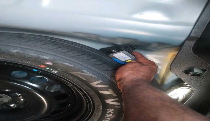 2021 Maruti Baleno ZETA PETROL 1.2, Petrol, Manual, 28,398 km, tyre