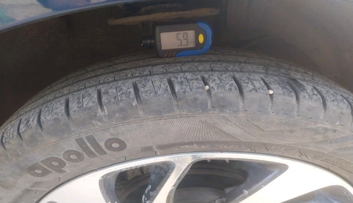 2021 Maruti Baleno ZETA PETROL 1.2, Petrol, Manual, 28,398 km, tyre