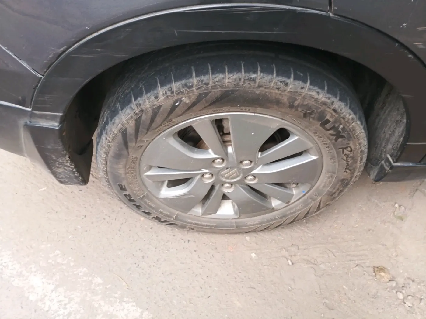 2016 Maruti S Cross ALPHA 1.3, Diesel, Manual, 1,35,240 km, tyre