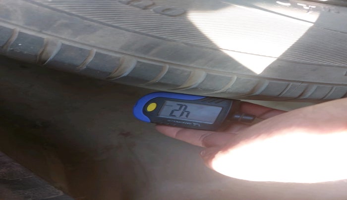 2018 Maruti Vitara Brezza ZDI PLUS, Diesel, Manual, 1,13,159 km, tyre