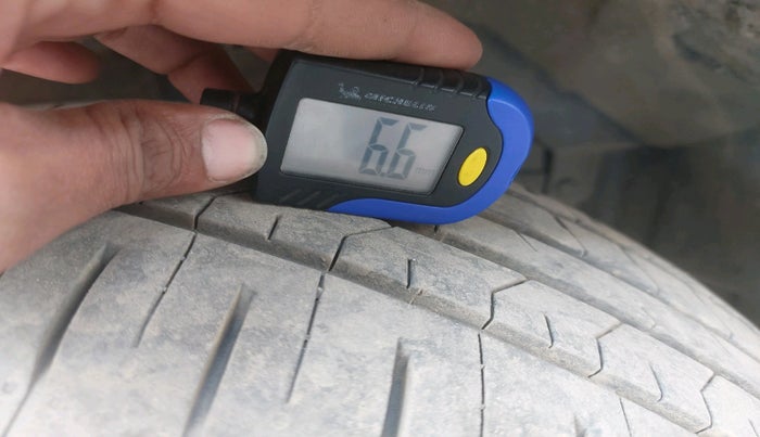 2018 Maruti Vitara Brezza ZDI PLUS, Diesel, Manual, 1,13,159 km, tyre