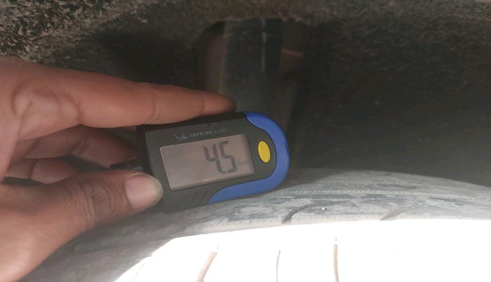 2018 Maruti Vitara Brezza ZDI PLUS, Diesel, Manual, 1,13,159 km, tyre