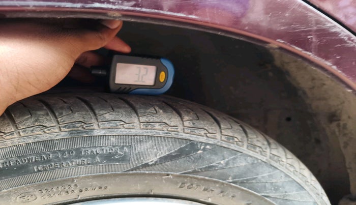 2016 Honda Amaze 1.5L I-DTEC SX, Diesel, Manual, 1,17,507 km, tyre