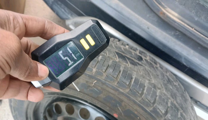 2017 Honda WR-V 1.5L I-DTEC VX MT, Diesel, Manual, 1,24,921 km, tyre