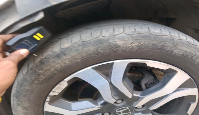 2017 Honda WR-V 1.5L I-DTEC VX MT, Diesel, Manual, 1,24,921 km, tyre