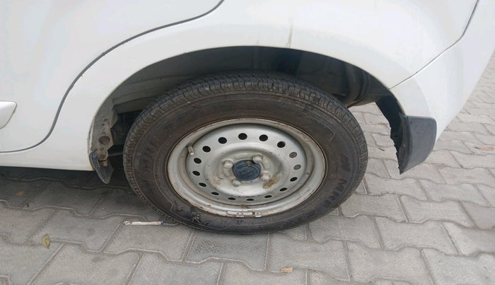 2019 Maruti New Wagon-R LXI CNG 1.0, Petrol, Manual, 90,937 km, tyre