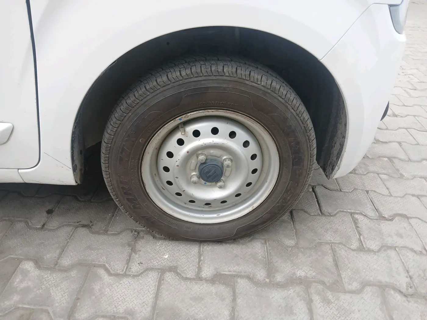 2019 Maruti New Wagon-R LXI CNG 1.0, CNG, Manual, 3,60,000 km, tyre