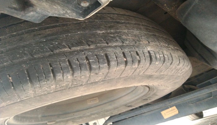 2022 Tata Safari XE, Diesel, Manual, 88,056 km, tyre