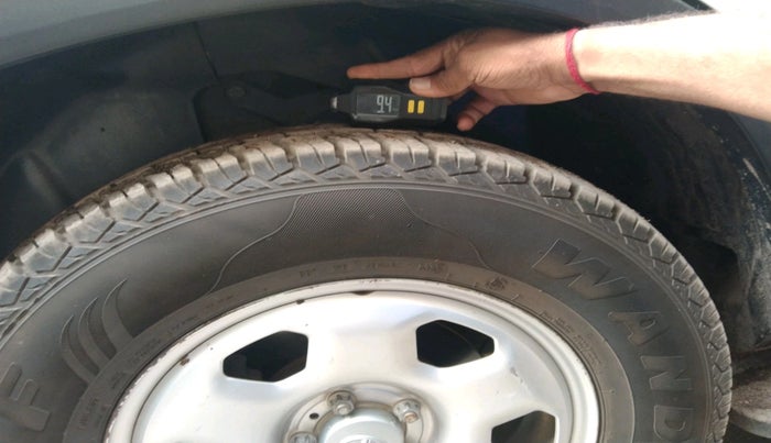 2022 Tata Safari XE, Diesel, Manual, 88,056 km, tyre