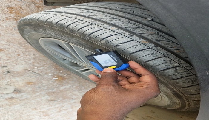 2018 Hyundai Creta SX PLUS AT 1.6 DIESEL, Diesel, Automatic, 2,08,012 km, tyre