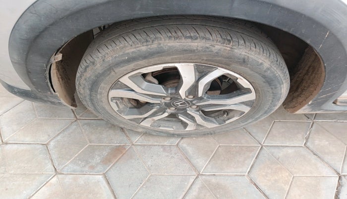 2017 Honda WR-V 1.5L I-DTEC VX MT, Diesel, Manual, 1,19,784 km, tyre