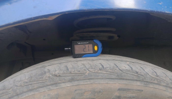 2012 Maruti Swift VDI, Diesel, Manual, 2,46,392 km, tyre