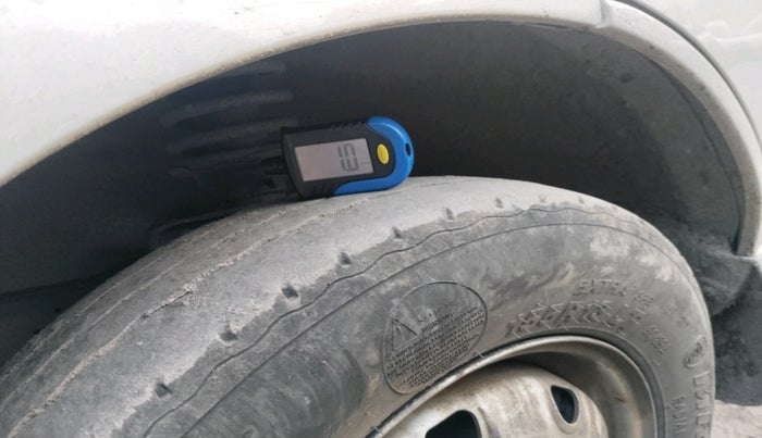 2022 Maruti Eeco 5 STR AC (O), Petrol, Manual, 44,620 km, tyre