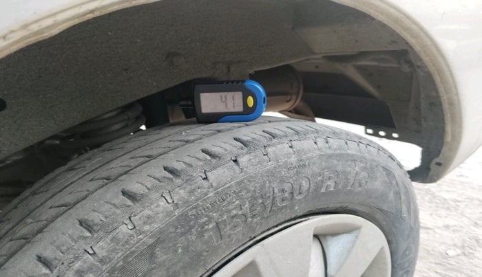 2022 Maruti Eeco 5 STR AC (O), Petrol, Manual, 44,620 km, tyre