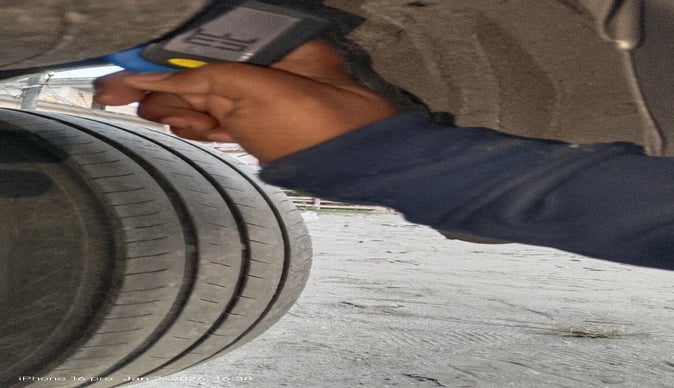 2022 Maruti Eeco 5 STR AC (O), Petrol, Manual, 44,620 km, tyre