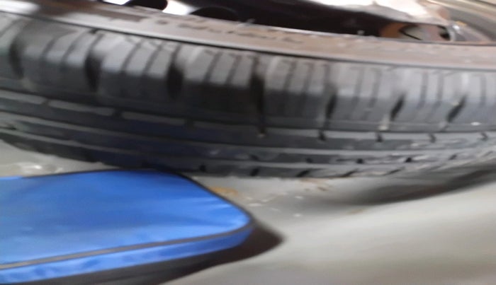 2019 Hyundai Grand i10 SPORTZ 1.2 KAPPA VTVT, Petrol, Manual, 1,08,266 km, tyre