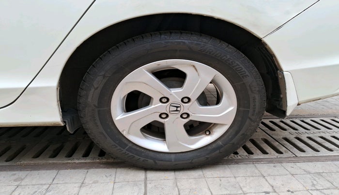 2014 Honda City 1.5L I-VTEC VX CVT, Petrol, Automatic, 1,00,072 km, tyre