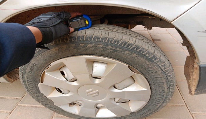 2011 Maruti Zen Estilo LXI, Petrol, Manual, 40,553 km, tyre