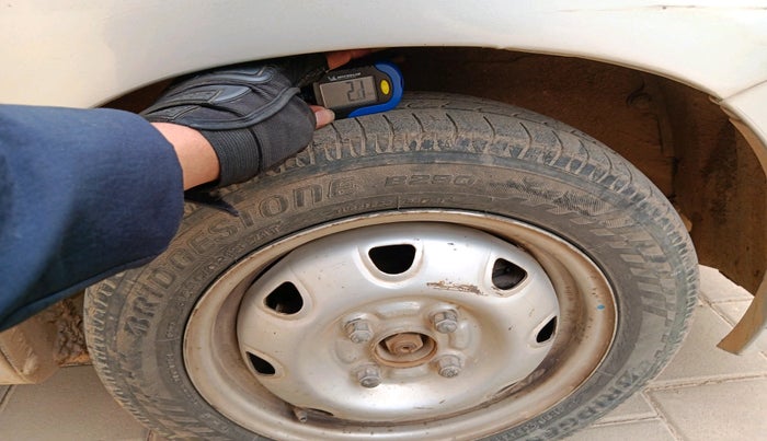 2011 Maruti Zen Estilo LXI, Petrol, Manual, 40,553 km, tyre