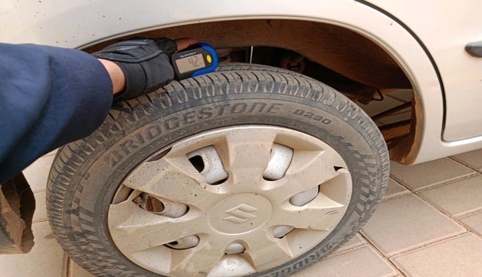 2011 Maruti Zen Estilo LXI, Petrol, Manual, 40,553 km, tyre