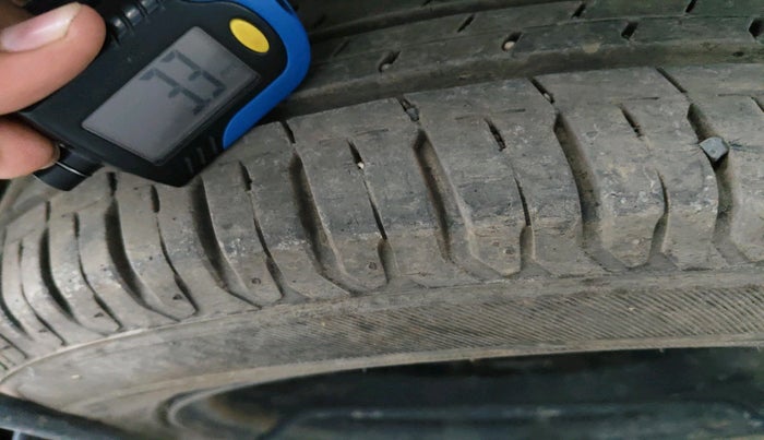 2019 Maruti Ertiga ZXI+ SHVS, Petrol, Manual, 1,18,361 km, tyre