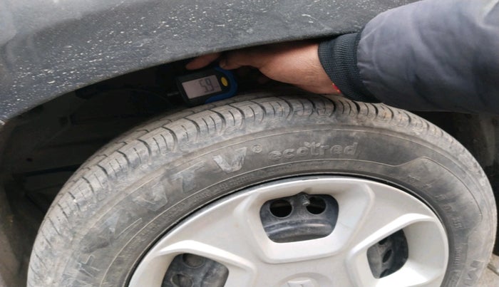 2021 Maruti S PRESSO VXI CNG, Petrol, Manual, 34,588 km, tyre