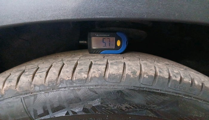 2022 KIA SONET HTX 1.5 AT, Diesel, Automatic, 70,529 km, tyre