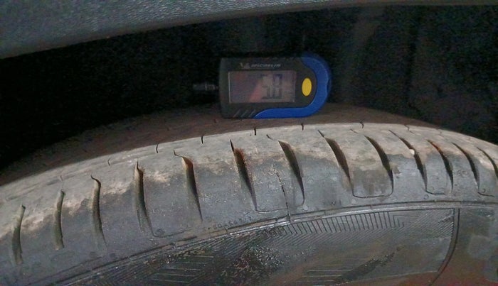 2022 KIA SONET HTX 1.5 AT, Diesel, Automatic, 70,529 km, tyre