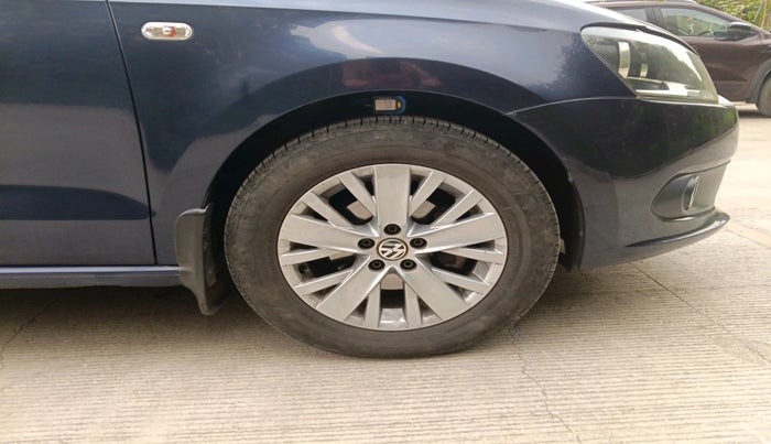 2015 Volkswagen Vento COMFORTLINE TSI AT PETROL, Petrol, Automatic, 1,45,811 km, tyre