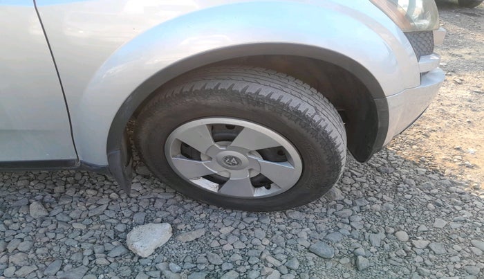 2014 Mahindra XUV500 W6, Diesel, Manual, 1,55,227 km, tyre