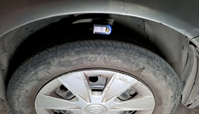 2011 Maruti SX4 VXI, Petrol, Manual, 1,27,222 km, tyre