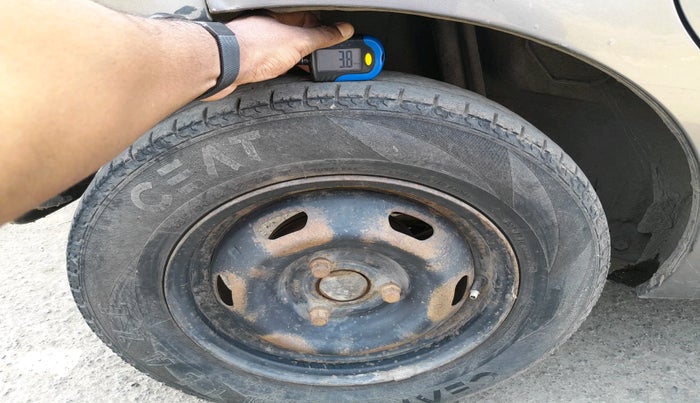 2016 Datsun Redi Go T (O), Petrol, Manual, 45,196 km, tyre