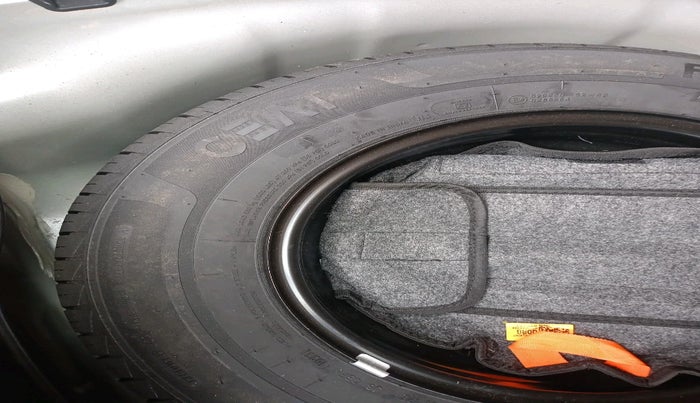 2023 Hyundai NEW I20 MAGNA 1.2 MT, Petrol, Manual, 14,658 km, tyre